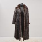 1589 3233 FUR COAT